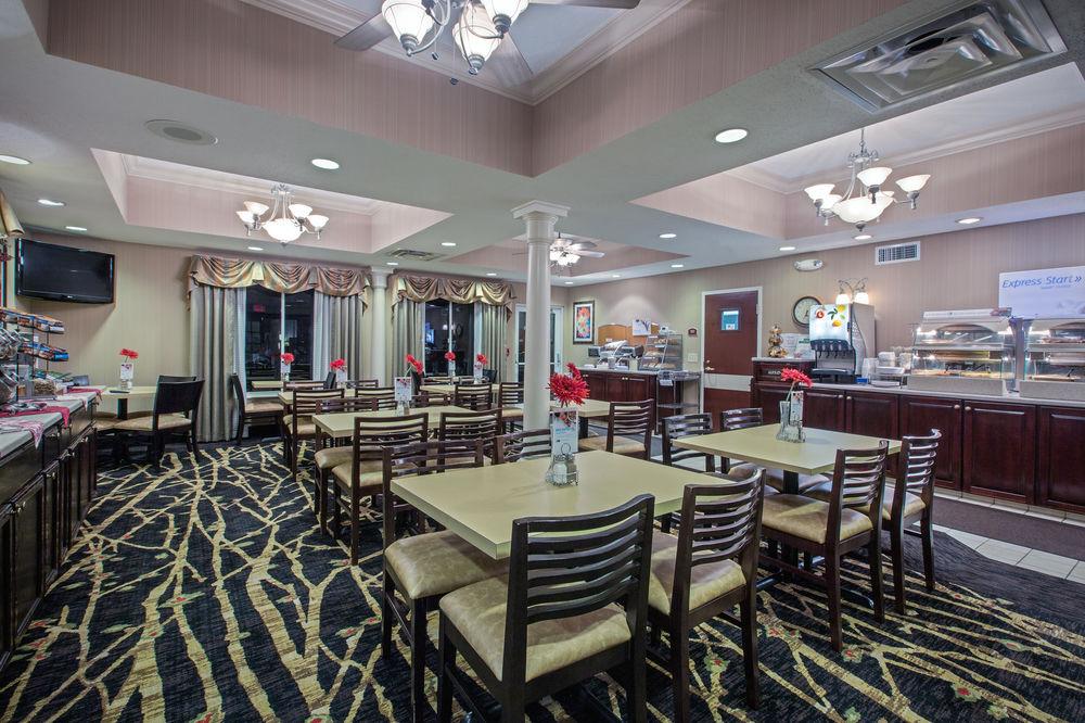 Holiday Inn Express Hotel & Suites Youngstown North-Warren/Niles By Ihg Extérieur photo