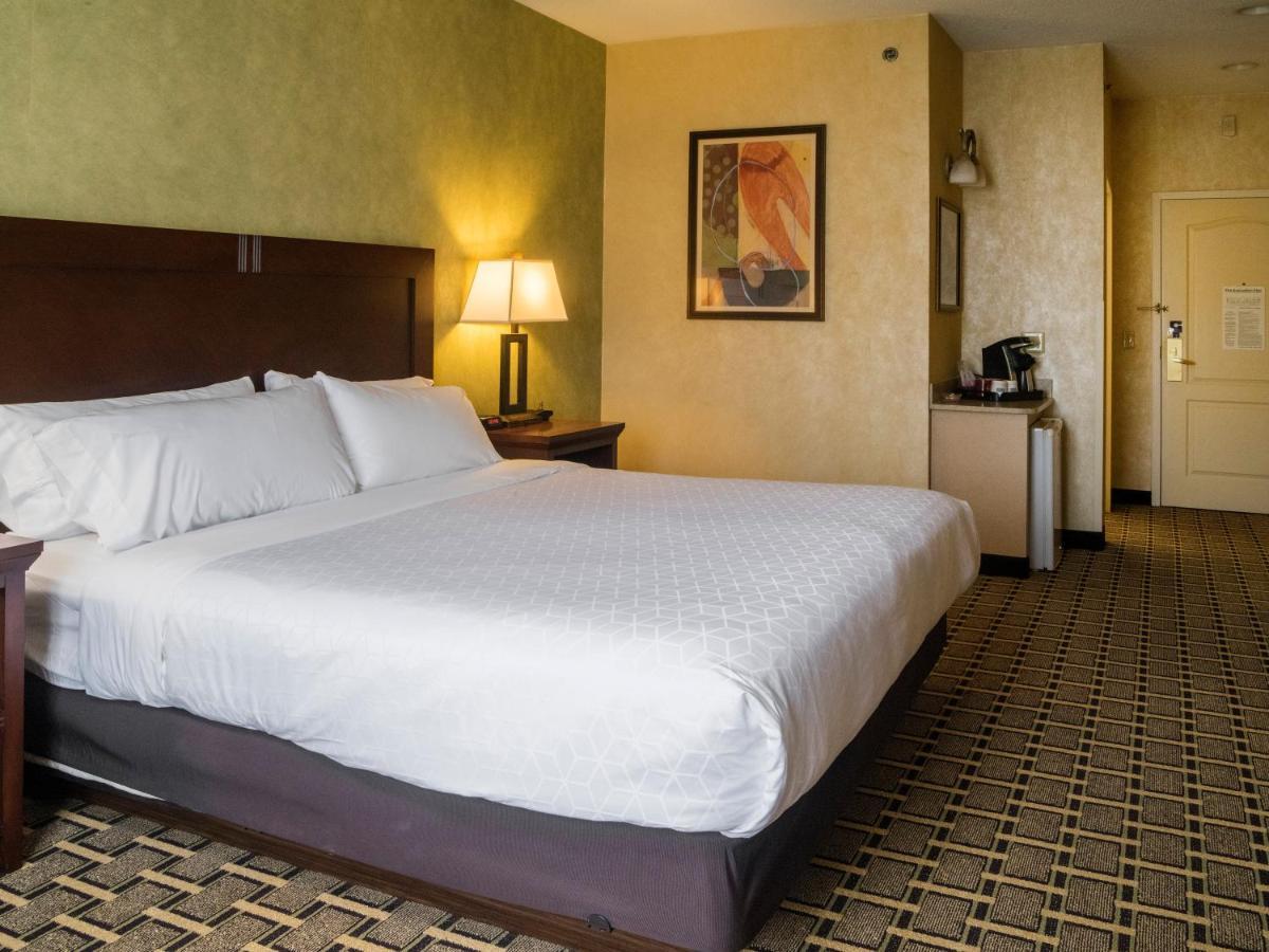 Holiday Inn Express Hotel & Suites Youngstown North-Warren/Niles By Ihg Extérieur photo