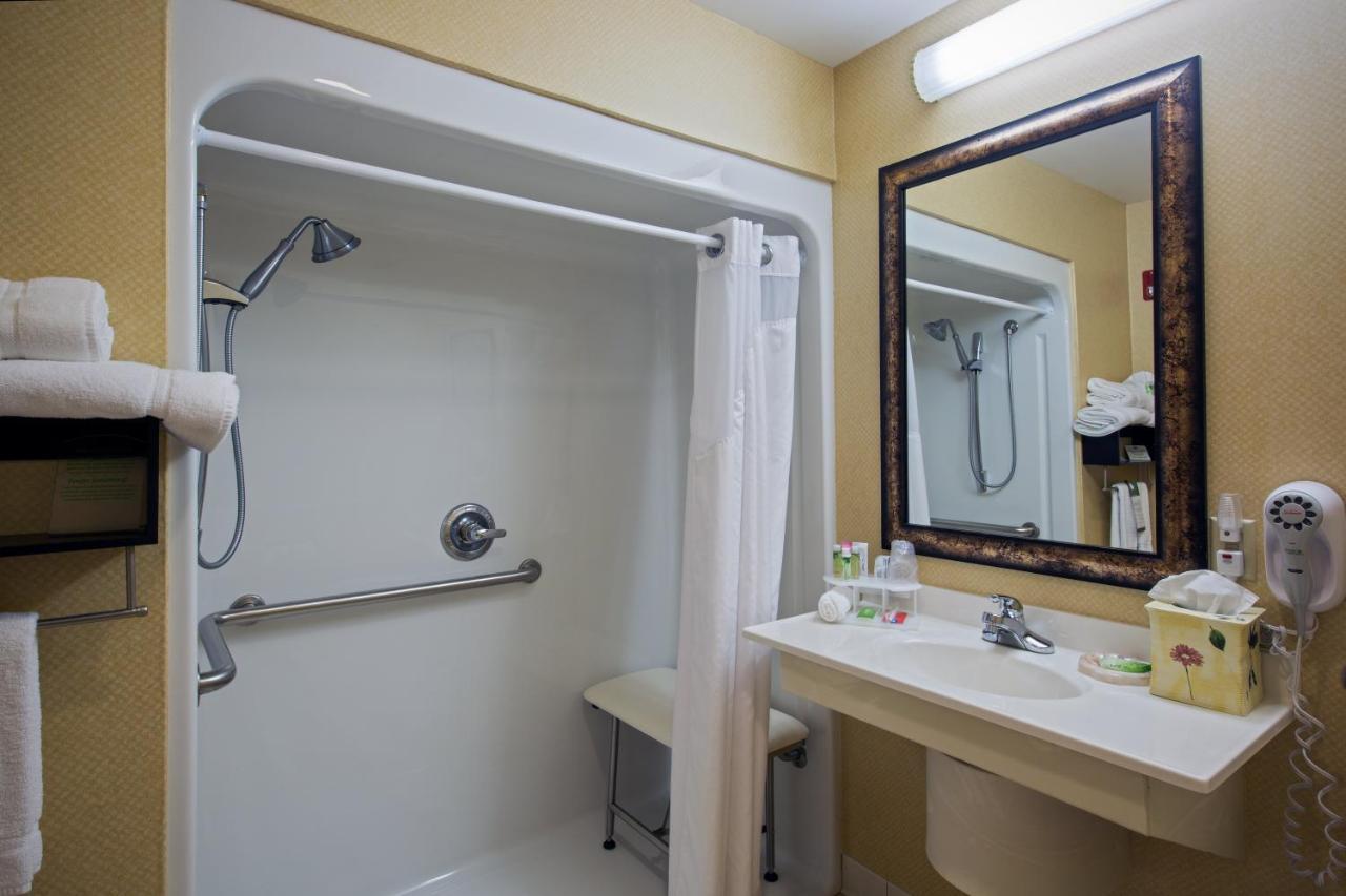 Holiday Inn Express Hotel & Suites Youngstown North-Warren/Niles By Ihg Extérieur photo