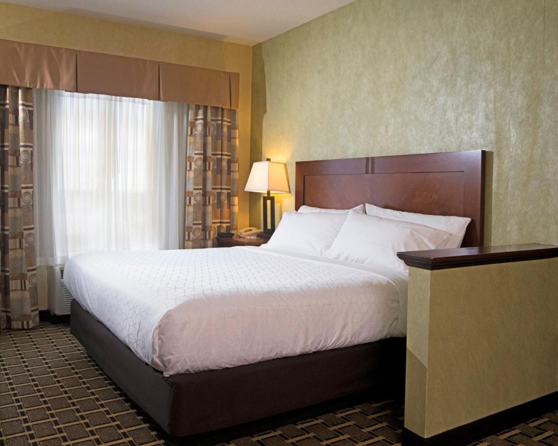 Holiday Inn Express Hotel & Suites Youngstown North-Warren/Niles By Ihg Extérieur photo