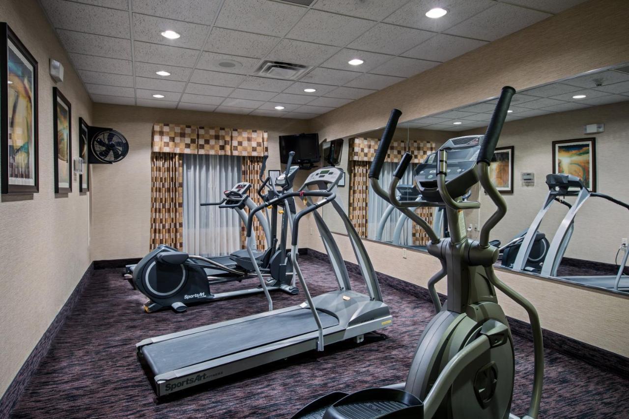 Holiday Inn Express Hotel & Suites Youngstown North-Warren/Niles By Ihg Extérieur photo