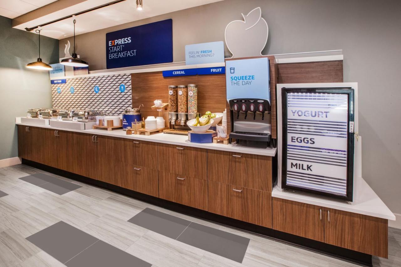 Holiday Inn Express Hotel & Suites Youngstown North-Warren/Niles By Ihg Extérieur photo